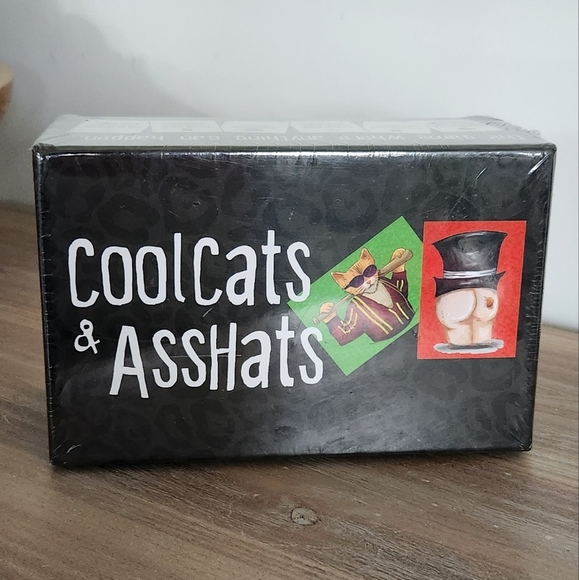 🎉😼💥 CoolCats & AssHats Card Game – New in Original Packaging - Party game - Picture 2 of 13